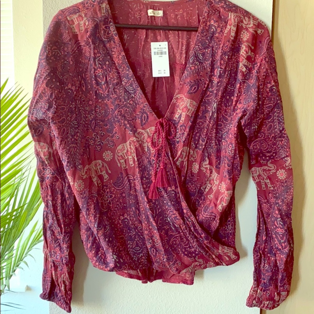 NWT HOLLISTER Boho Faux Wrap Hi Low Blouse Size L